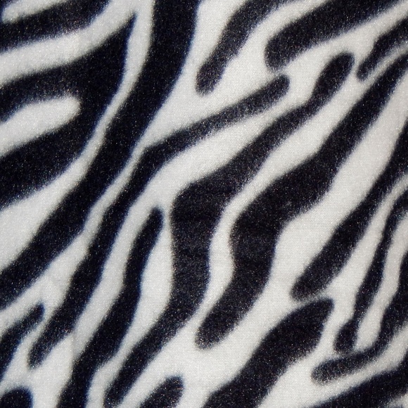 Long Waterfall Vest by GROOVY GLAM ZEBRA - Picture 4 of 4